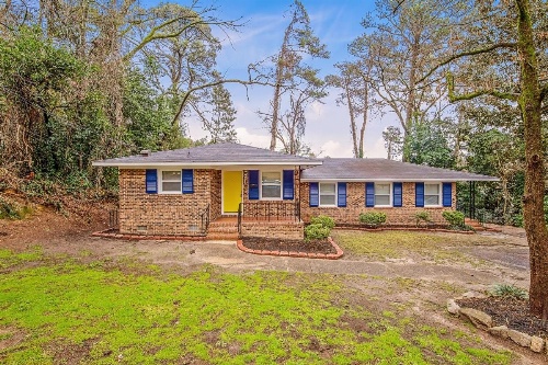 McAllister Manor image 20