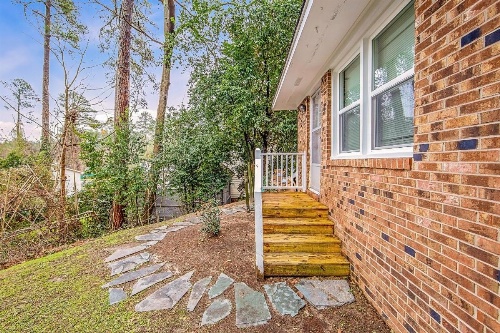 McAllister Manor image 26