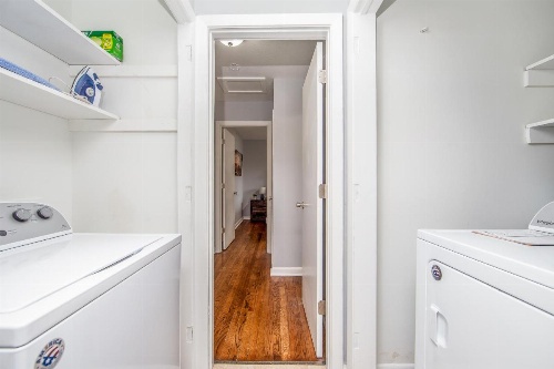 McAllister Manor image 27